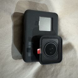GoPro Hero 5 With Lots Of Extras