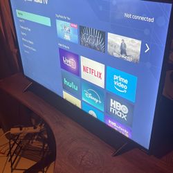 43” Westinghouse Roku Smart TV – Great Condition