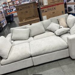 Thomasville lowell 6 pieces sectional modular cloud