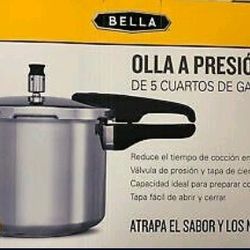 Bella 10QT Digital Multi Cooker Pressure Extra Large Capacity Brand New  Sealed for Sale in Brooklyn, NY - OfferUp