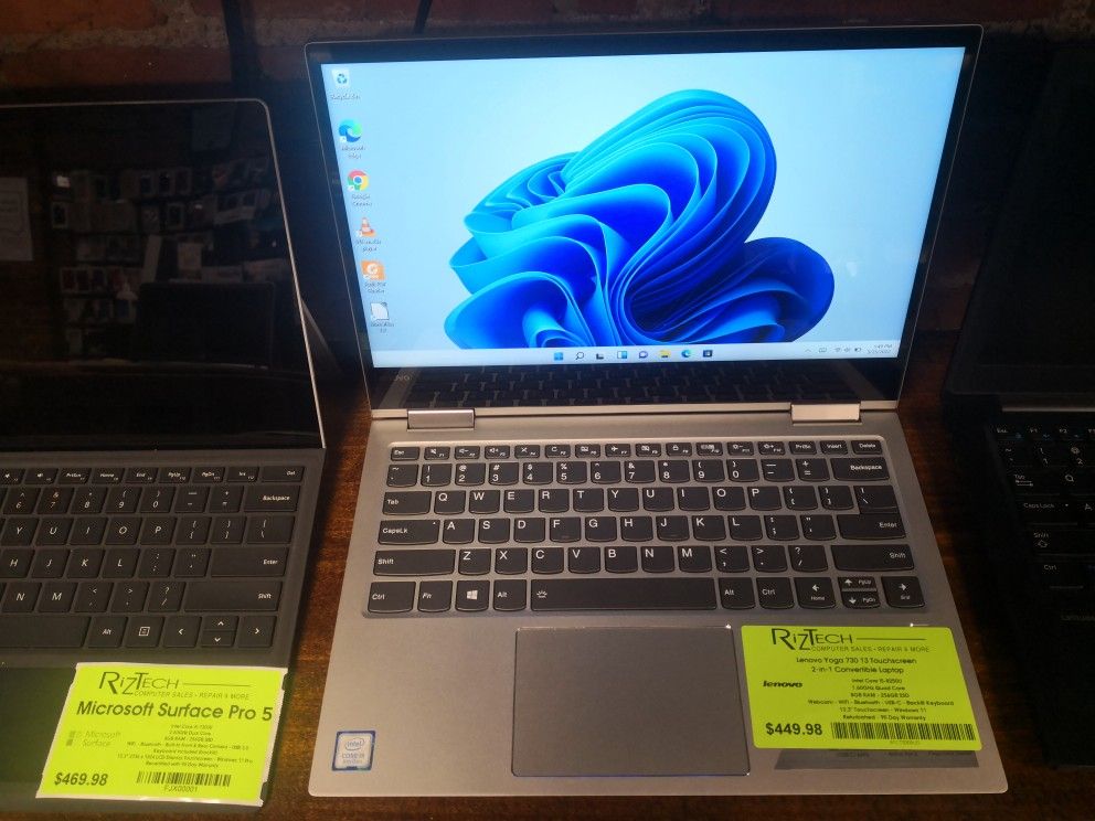 Lenovo Yoga 730 13 Touchscreen
2-in-1 Convertible Laptop
