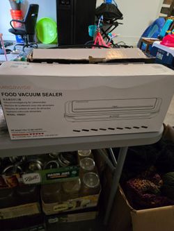 Vacuum sealer