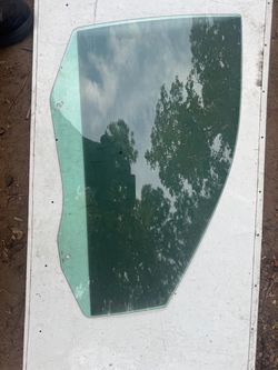 2008-2020 Dodge grand caravan door glass