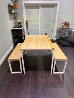 Dining room table