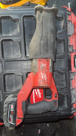 Milwaukee super sawzall with battery 180