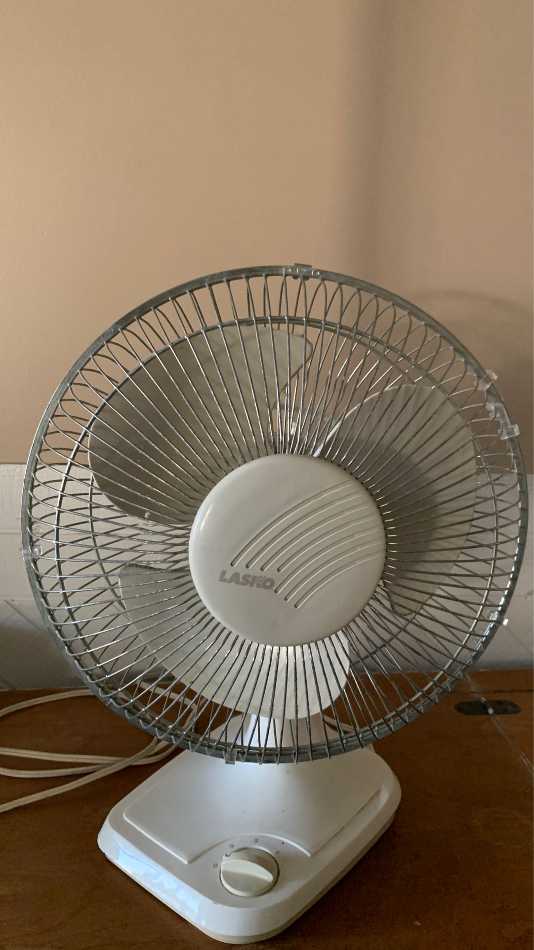 Oscillating fan