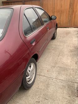Car for sale $1,100