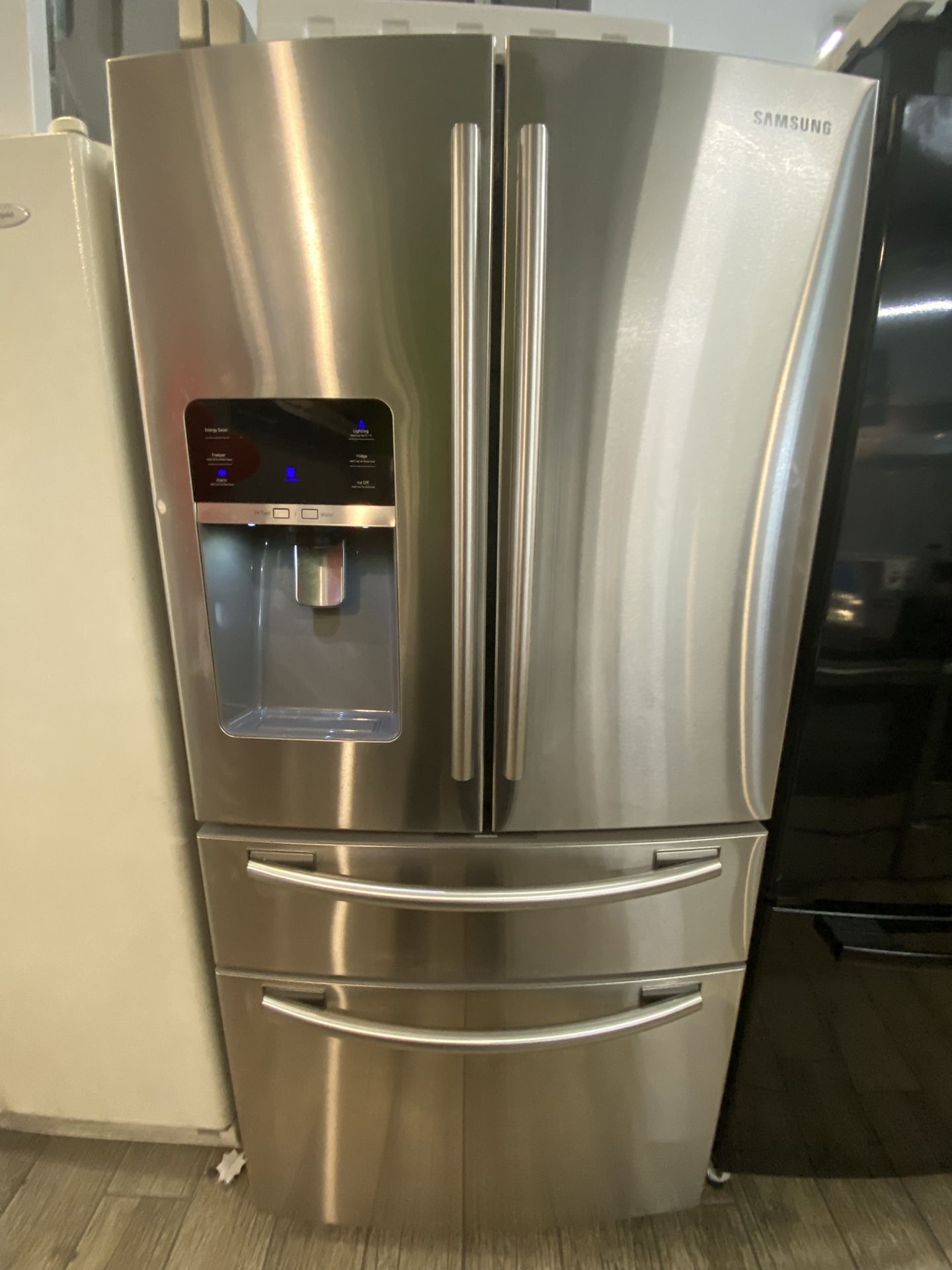 Samsung refrigerator French Door-4