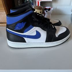Jordan 1 Mid White Black Racer Blue