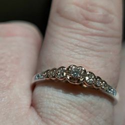 Diamond Heart Gold Ring 