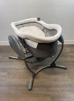 Bassinet rocker