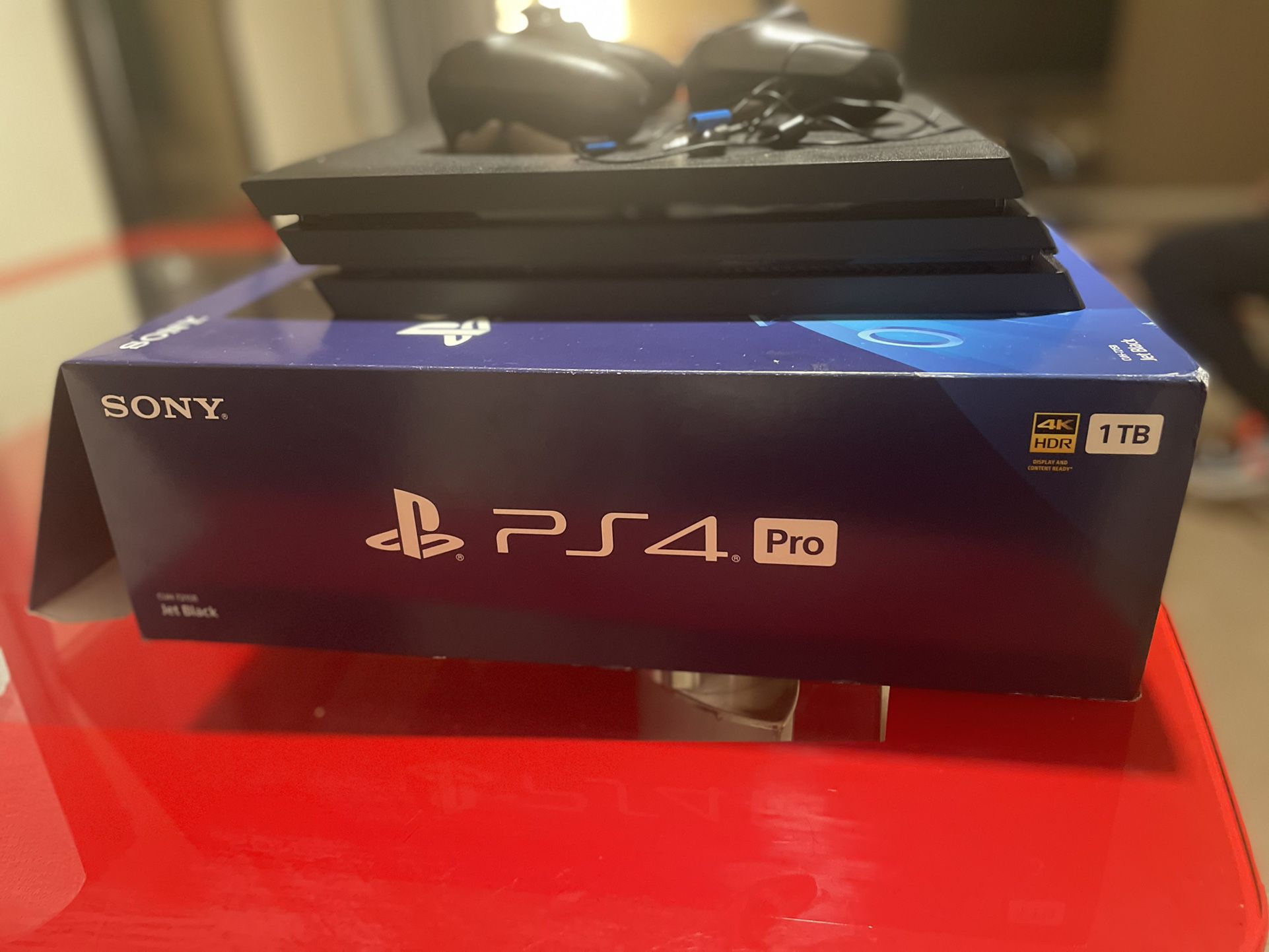 PS4 Pro Brand New (opened)