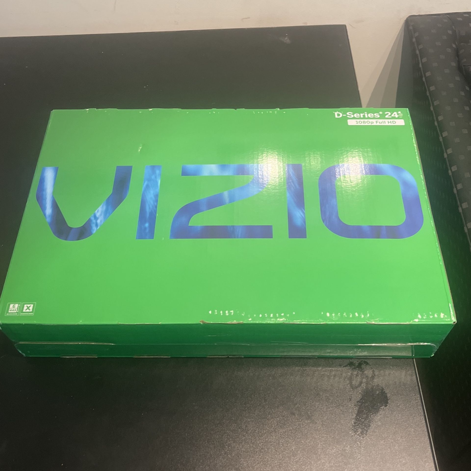 Vizio D-series 24”