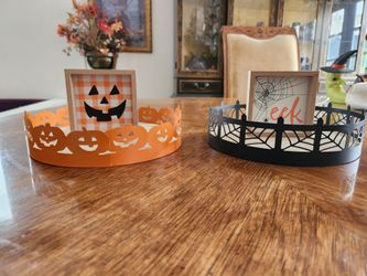 Set of 2 Halloween Tiered Tray Decor / Wood Round Signs with Metal Cutout Fences