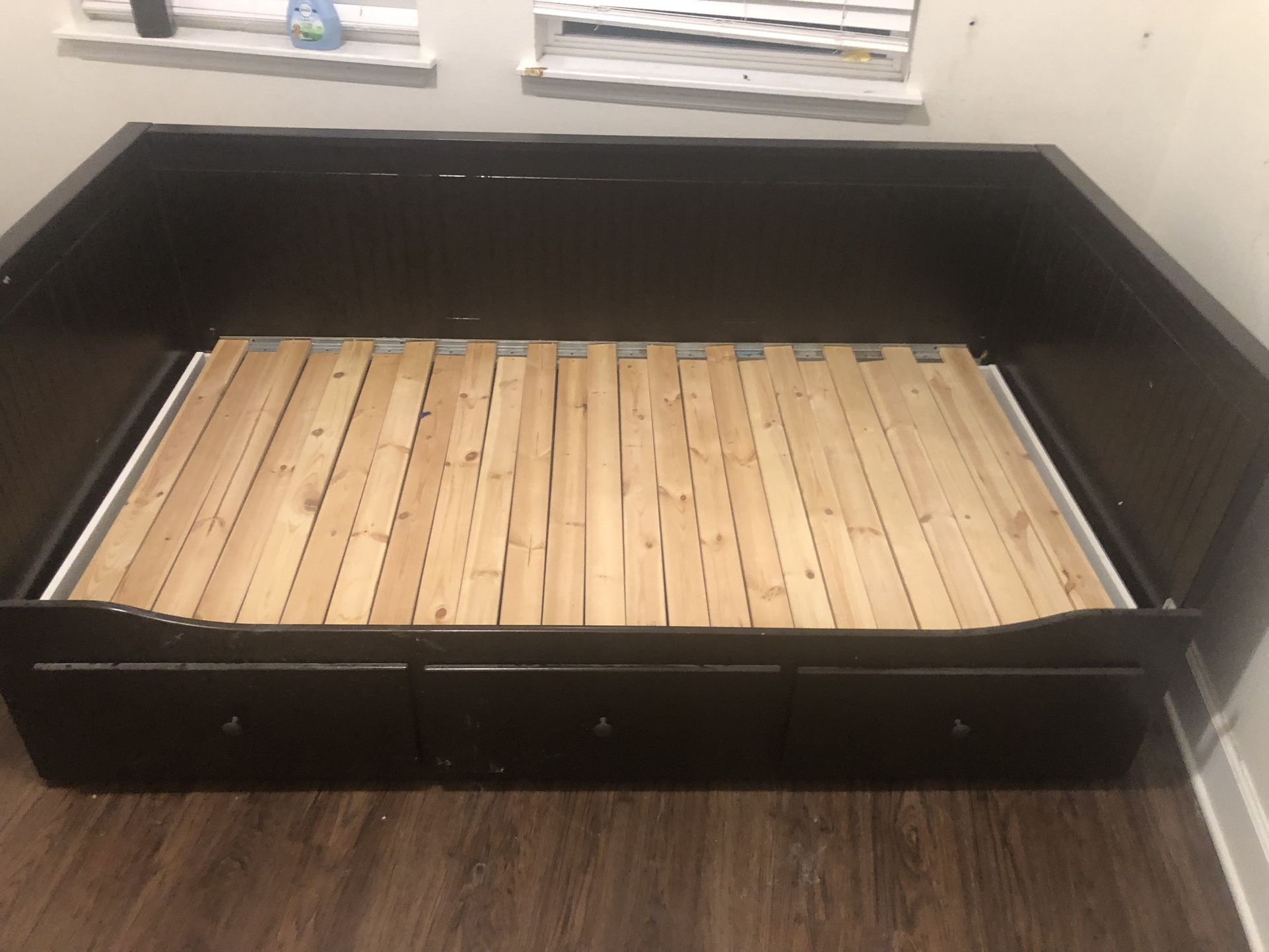 IKEA day bed, Built-in Storage, Twin - To Queen Adjustable