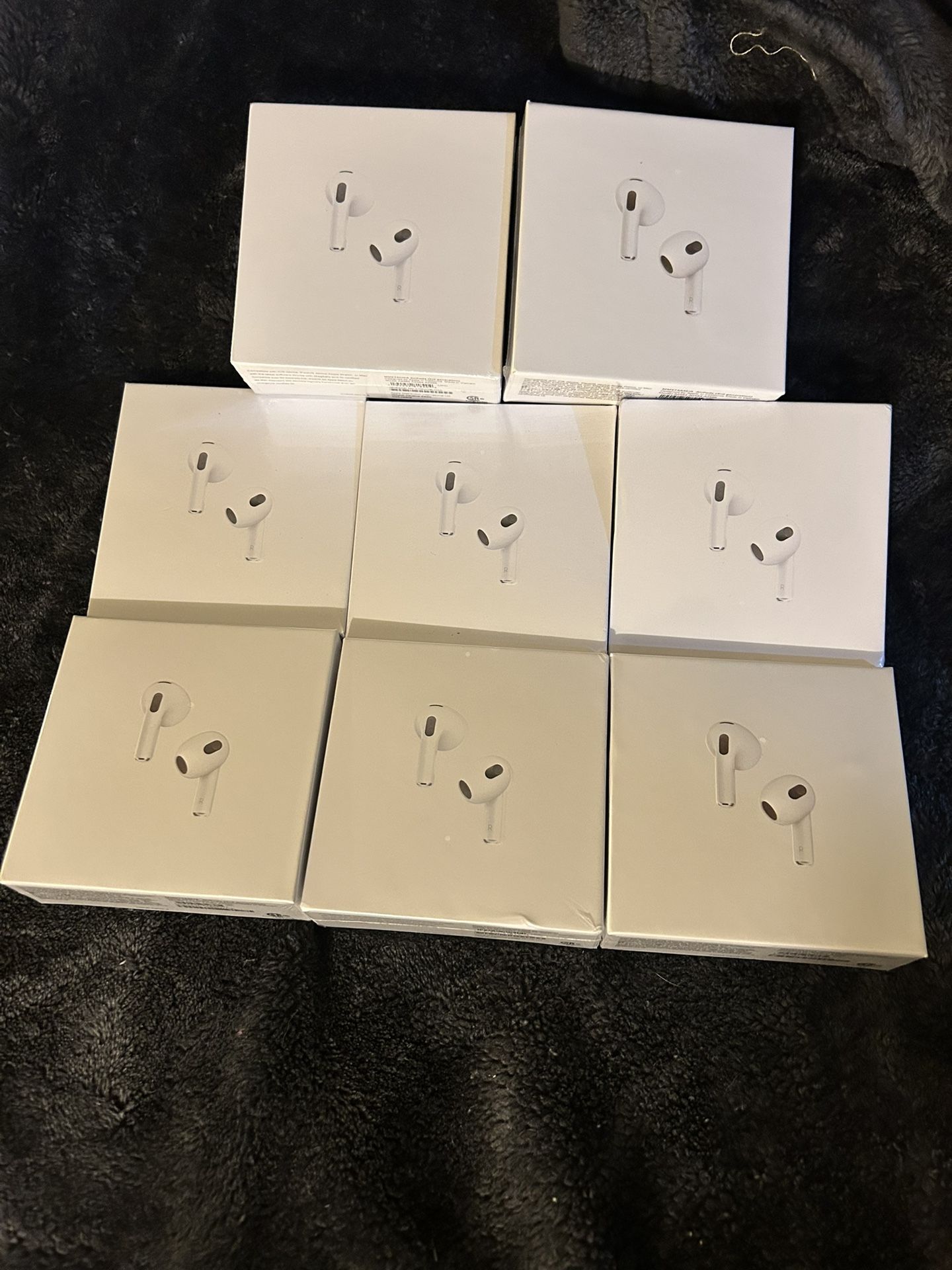 AirPods
