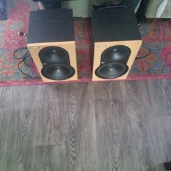 Mackie HR824 Studio monitors 