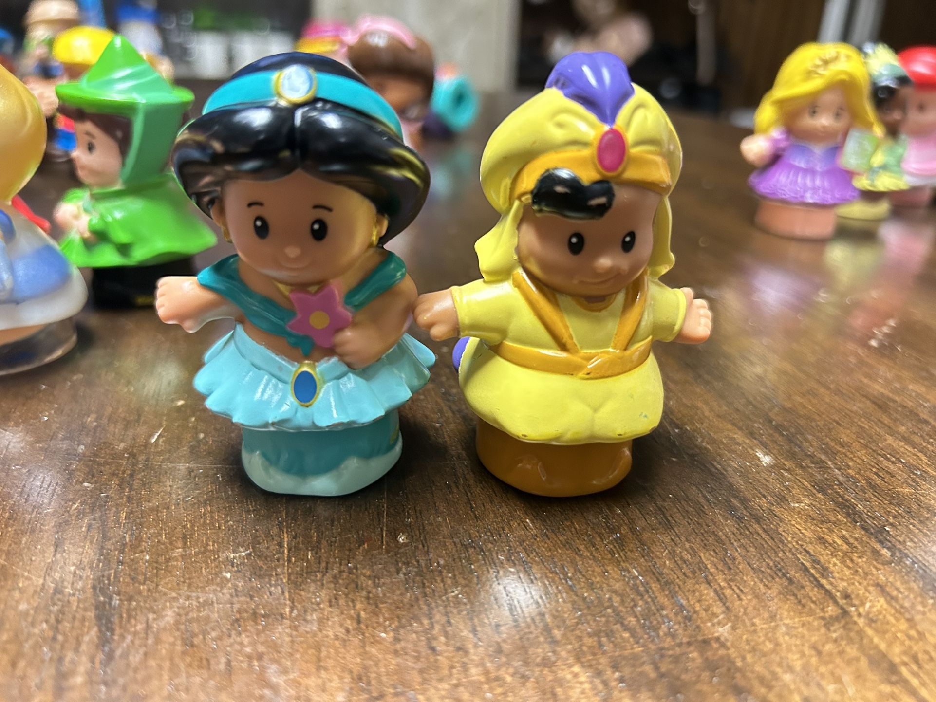 Fisher price/little people
