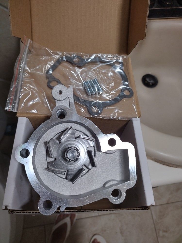2001 Hyundai Elantra Water Pump