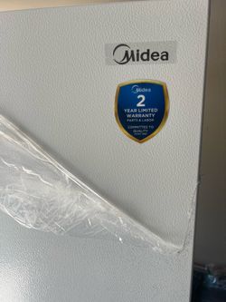 Midea   18 cu ft Frudge/Freezer2 year warranty