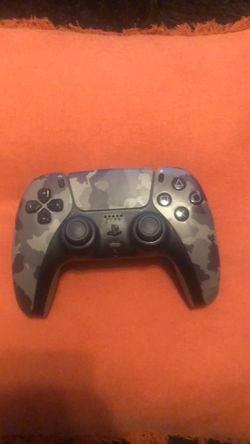 PlayStation 5 DualSense Controller Gray Camo