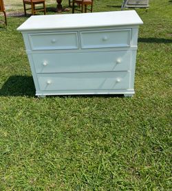 White wooden dresser