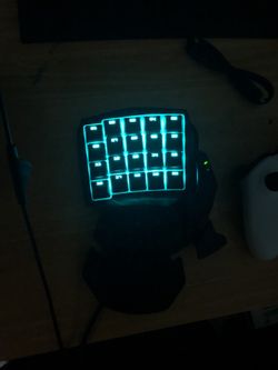 Razer Orbweaver Elite Gamepad and Logitech Gaming Mouse