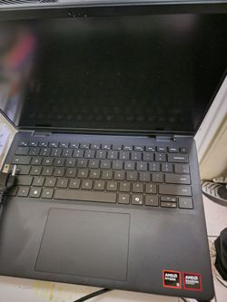 Dell pro 14 essential Laptop