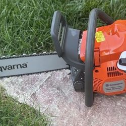 Husqvarna 450 Rancher 50.2-cc 2-cycle 20-in Gas Chainsaw