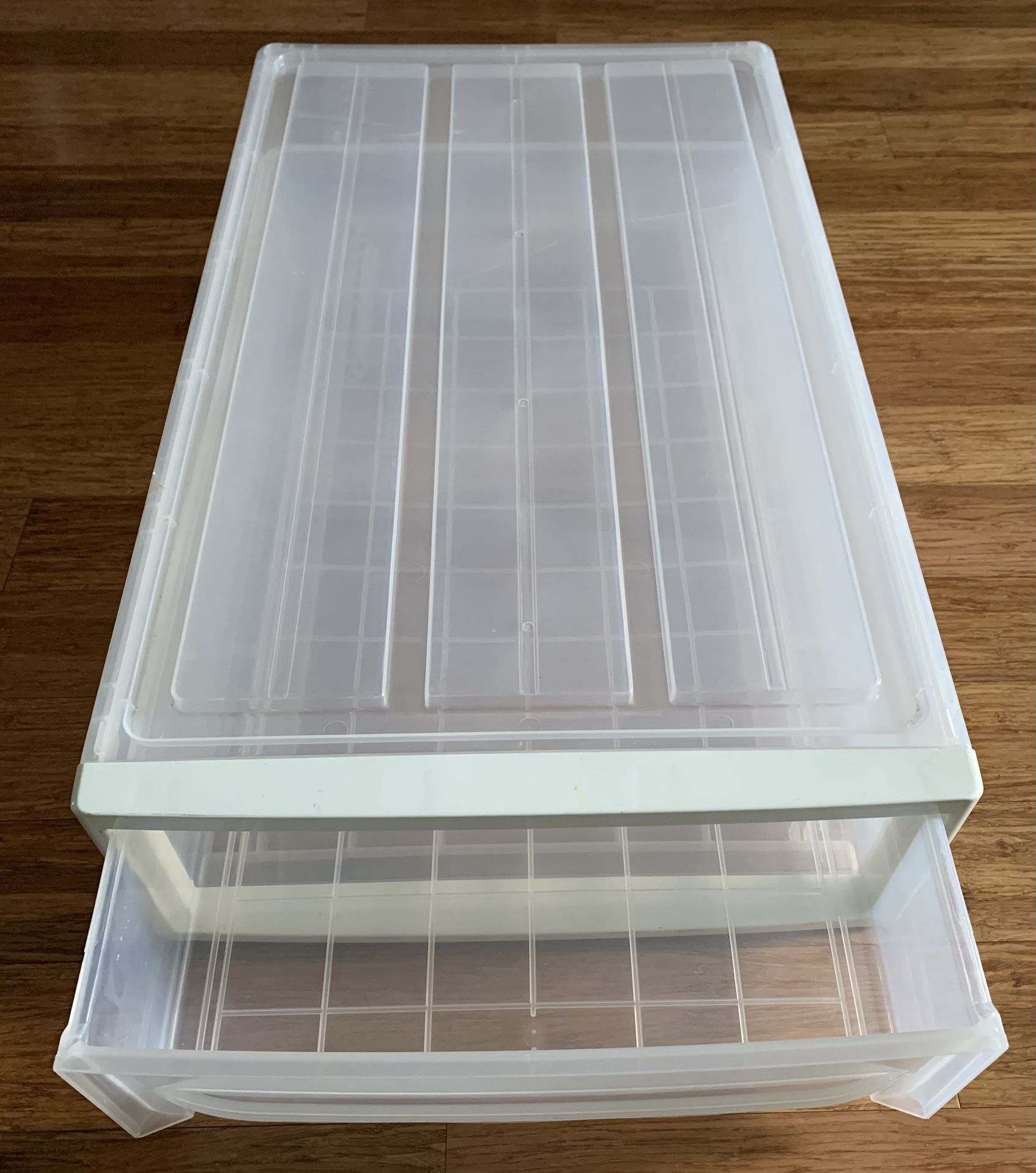 UNDER BED PLASTIC STORAGE CONTAINER