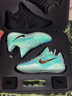Nike Sabrina 3 LX Warning Label