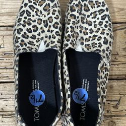 Tom Leopard Print Canvas Alpargata Slip On Flats