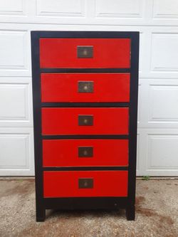 CHINESE STYLE CHEST OF DRAWERS