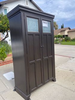 Desk Armoire