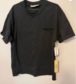 Essentials fear of god Tshirt