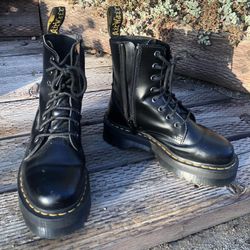 dr martens jadon platform boots for Sale in Los Angeles CA OfferUp