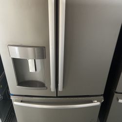 Open box, GE energy star, 22.1 ft.³ counter depth French door refrigerator.