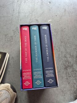 Rick R I o r d a n Magic Chase, and the Gods of A s g a r d hard back books 3 in the series, I