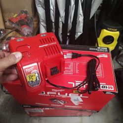 Milwaukee M12/m18 Rapid Charger 