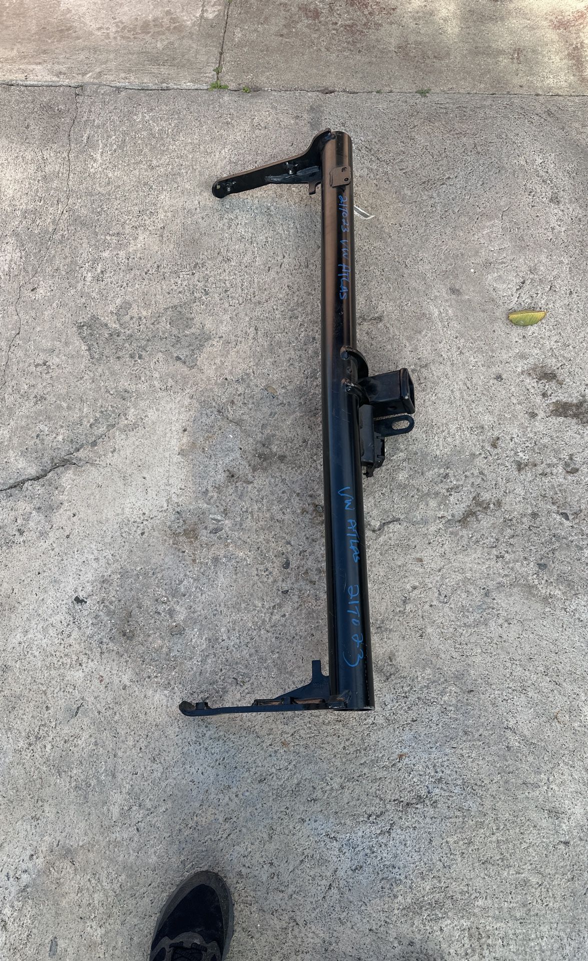 21 To 23 VW Atlas Tow Hitch 