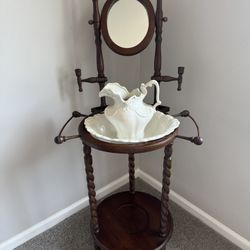 Antique Wash Basin 