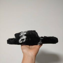 Size 45 balenciaga fur slides