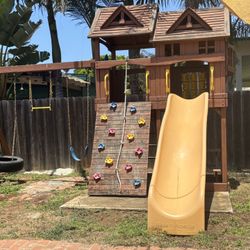 Outdoor Swing set 