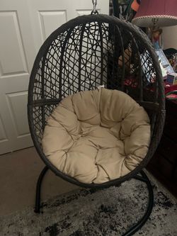 Egg chair