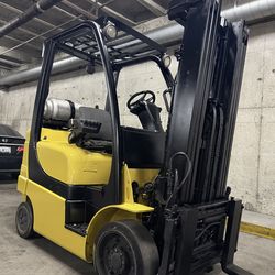 YALE forklift, latest model 5000 lb, 3 stage, side shift