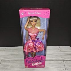Valentine Barbie Doll Special Edition Vintage 1997 Mattel 17649 NEW Pink Dress