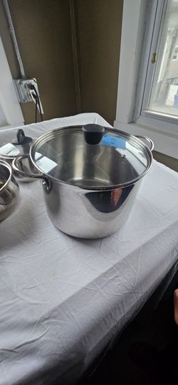 Large Pot With Lid