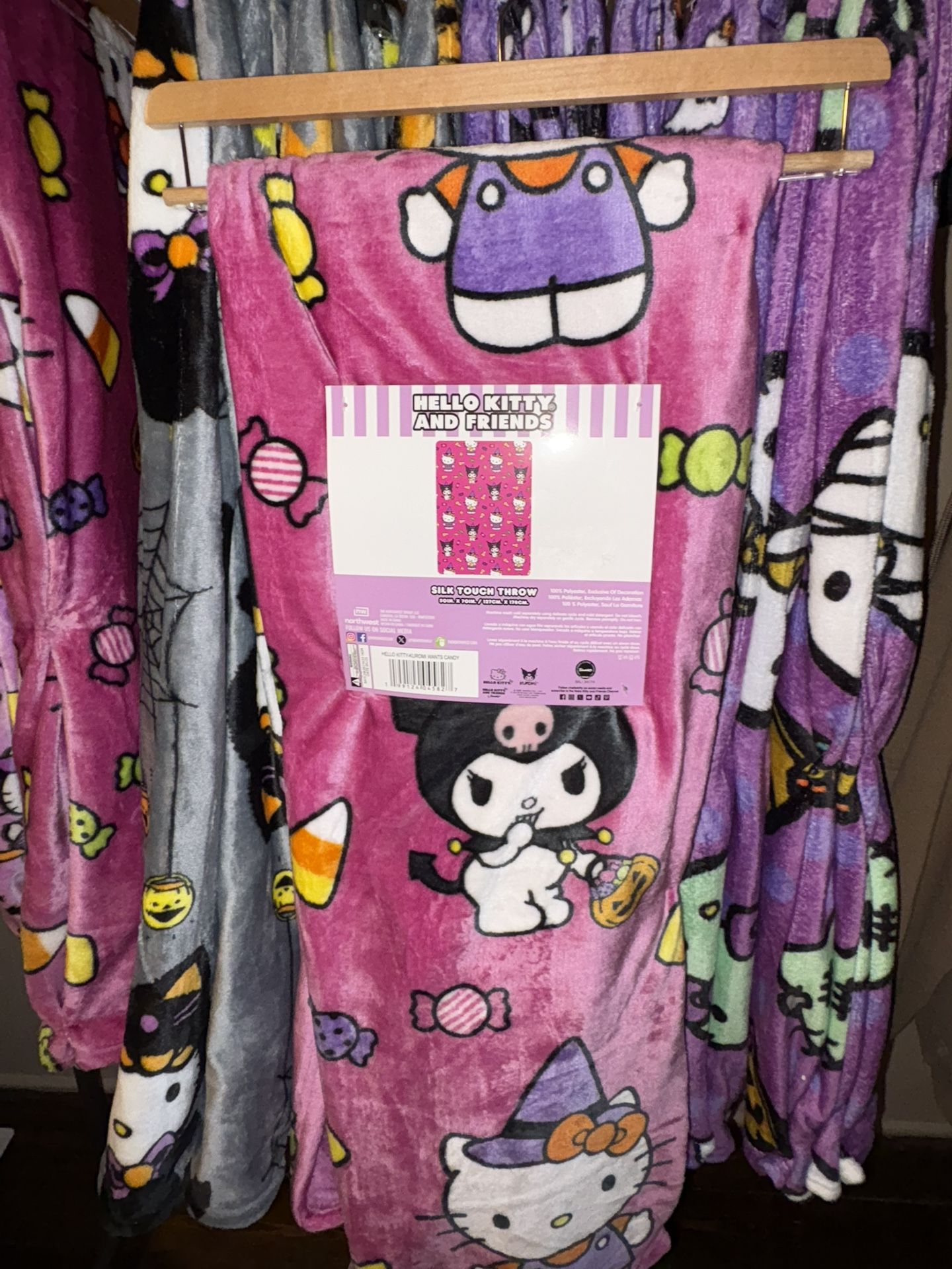 hello kitty halloween blanket