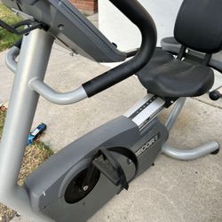 Precor Recumbent Exercise  Bike Commercial Grade 