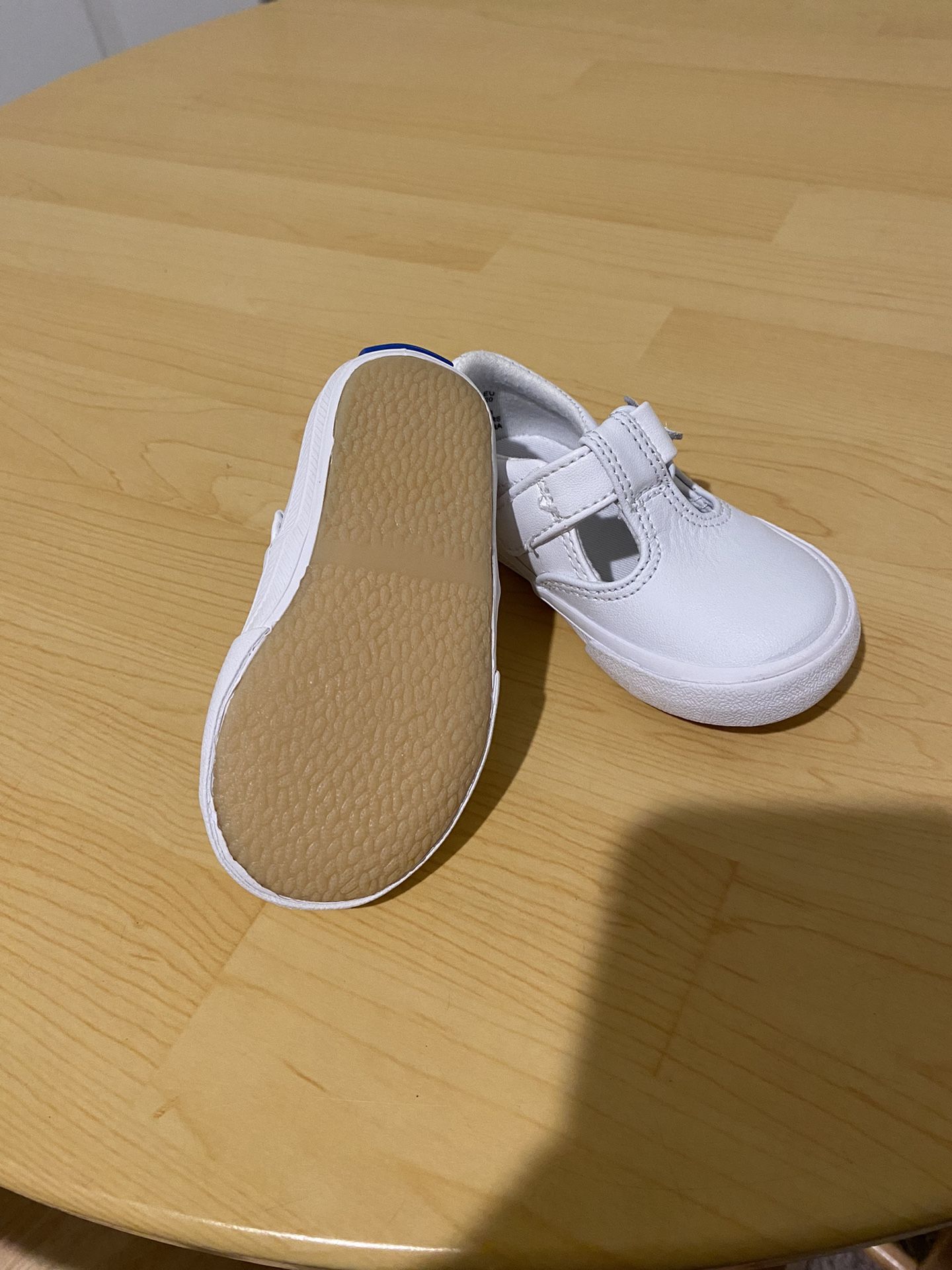 Keds Baby Girl Shoes Size 4t for Sale in Lodi, CA OfferUp